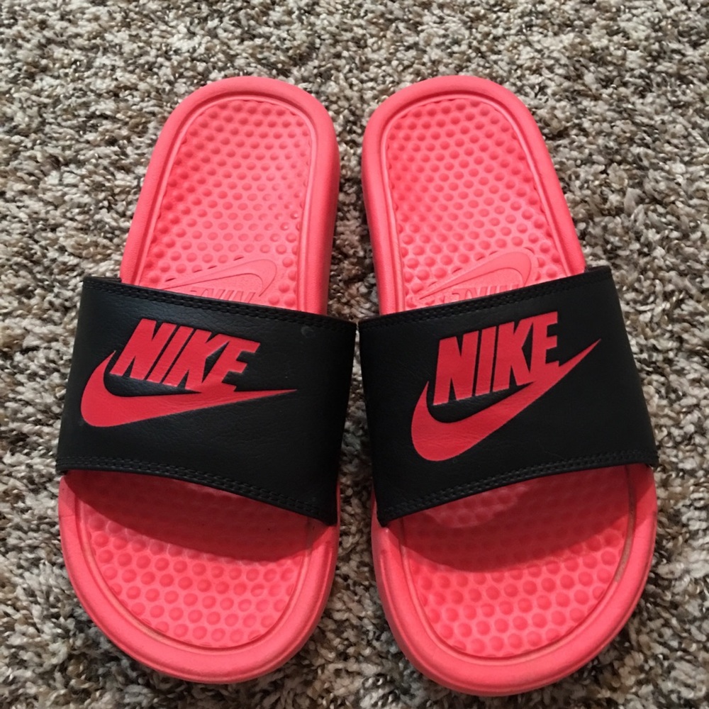 Red/pink nike slides